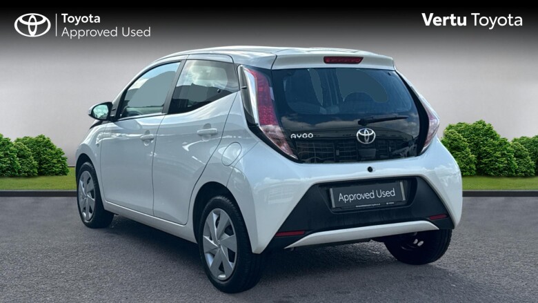 Toyota Aygo 1.0 VVT-i X-Play 5dr Petrol Hatchback